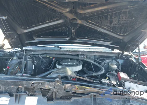 1988 Ford F150 z USA, uszkodzony, nr VIN 1FTEF14N3JNB60278